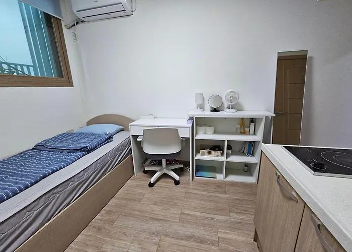 Yh House Hongdae, Sinchon Apartment
