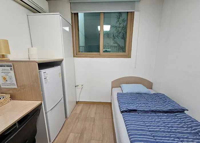 Apartment Yh House Hongdae, Sinchon *