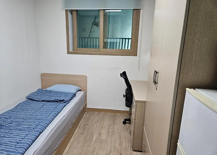 Yh House Hongdae, Sinchon Apartment *