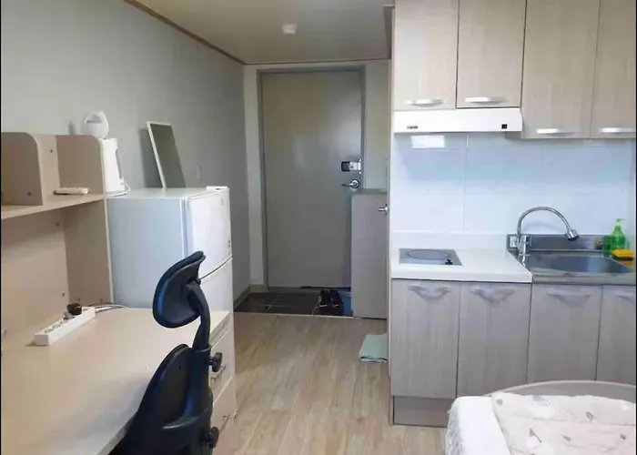 Apartment Yh House Hongdae, Sinchon *