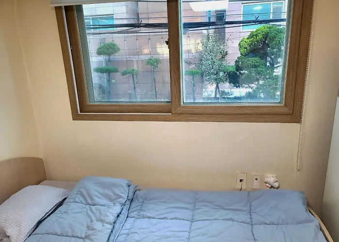 Apartment Yh House Hongdae, Sinchon Seoul