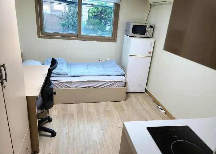 Apartment Yh House Hongdae, Sinchon Seoul